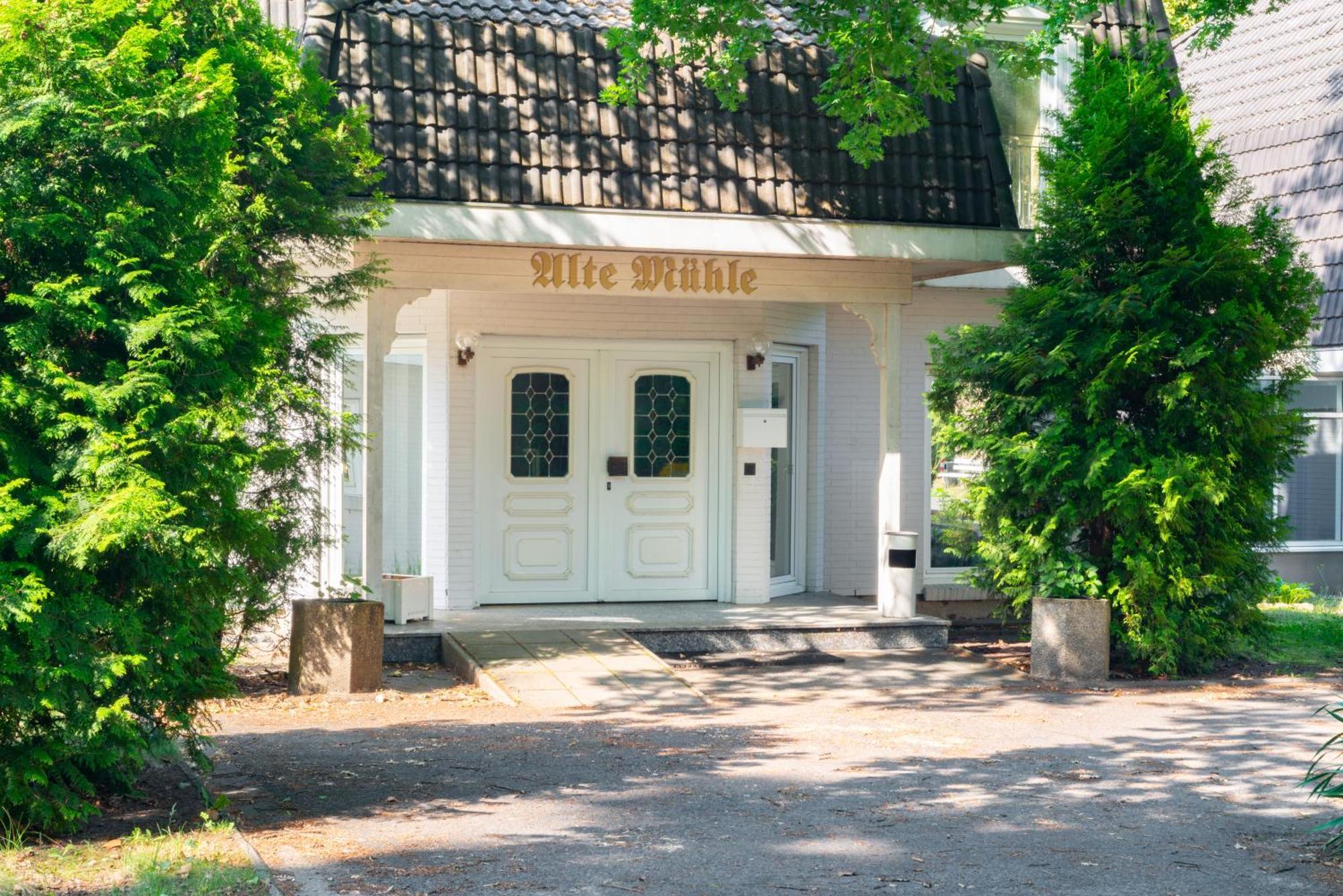 Waldhotel Schoeneiche -Self Check-In- Luaran gambar